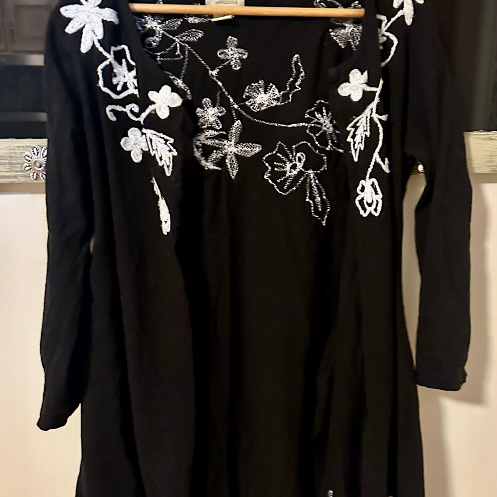 Elegant Black Dress with White Floral Embroidery